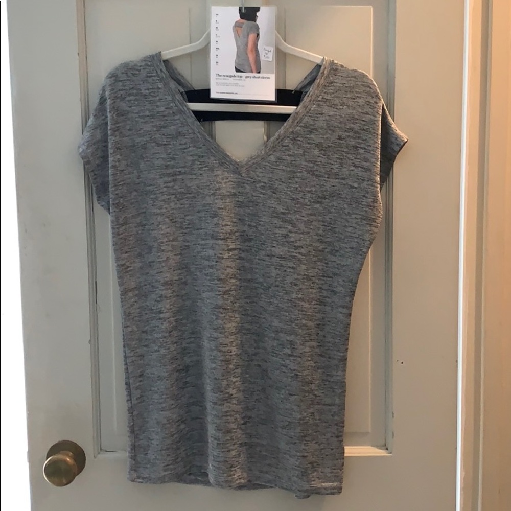 Stella & Dot gray renegade top size small
